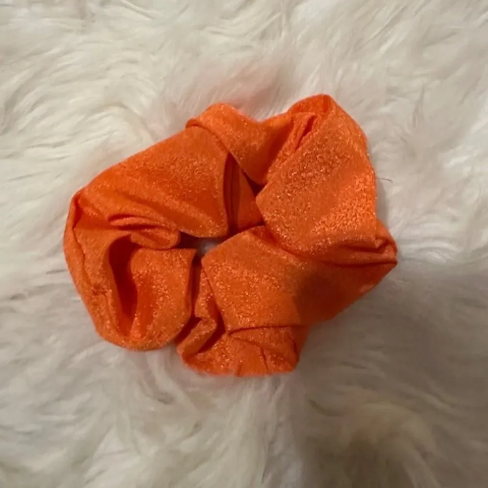 ****  Orange Satin Scrunchie    7834 - WOMEN'S  handmade NWT boutique